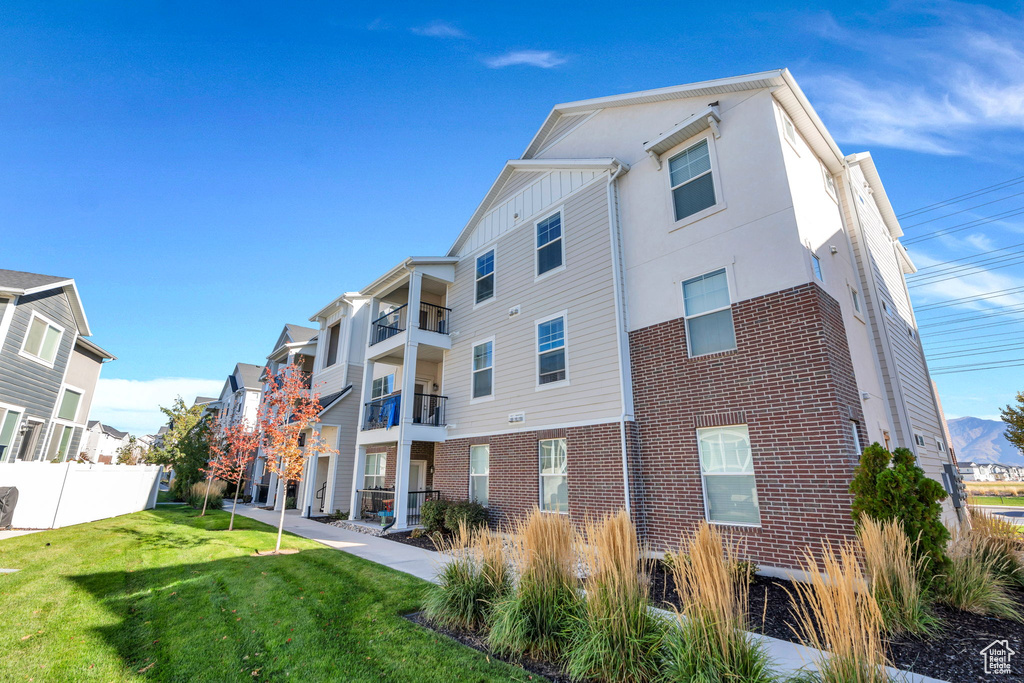 Photo 5 for MLS #2118977 at 1747 N Exchange Park Rd #Z301