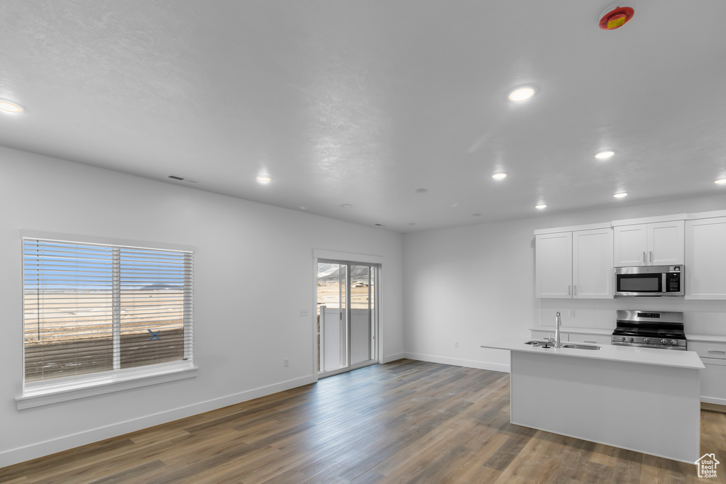 Photo 5 for MLS #2118989 at 674 W 650 North