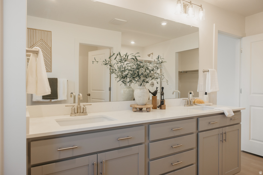 946 W COLUMBIA CT #107 Riverdale, UT 84405