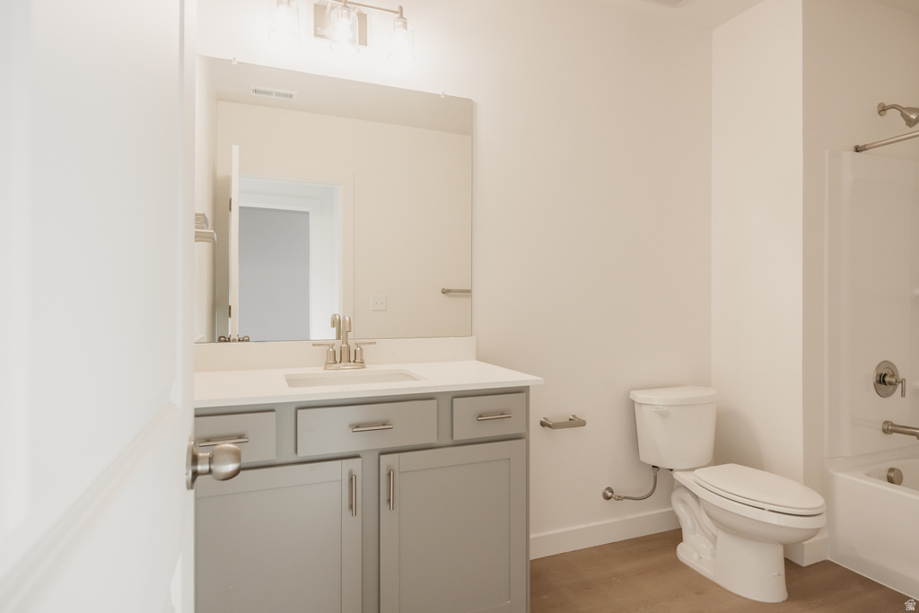 946 W COLUMBIA CT #107 Riverdale, UT 84405