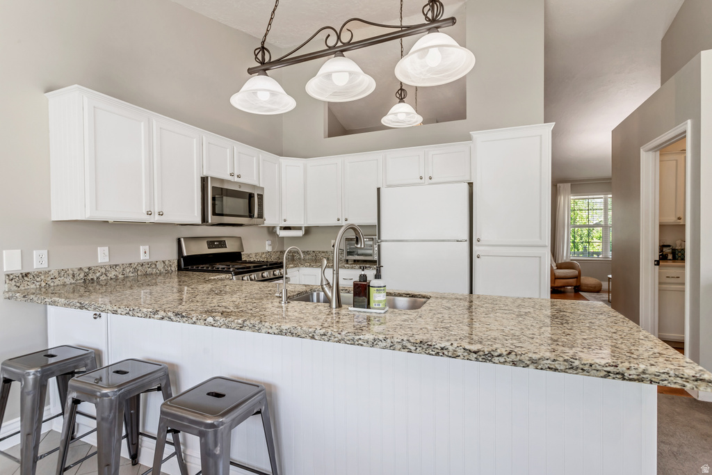 5634 MILLER CIR Stansbury Park, UT 84074