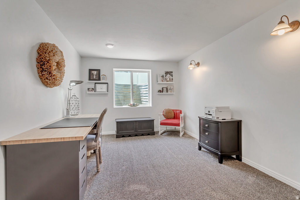 5634 MILLER CIR Stansbury Park, UT 84074