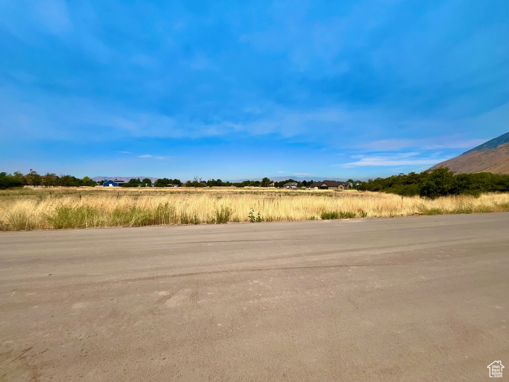 2056 E MAPLE HILLS LN Mapleton, UT 84664