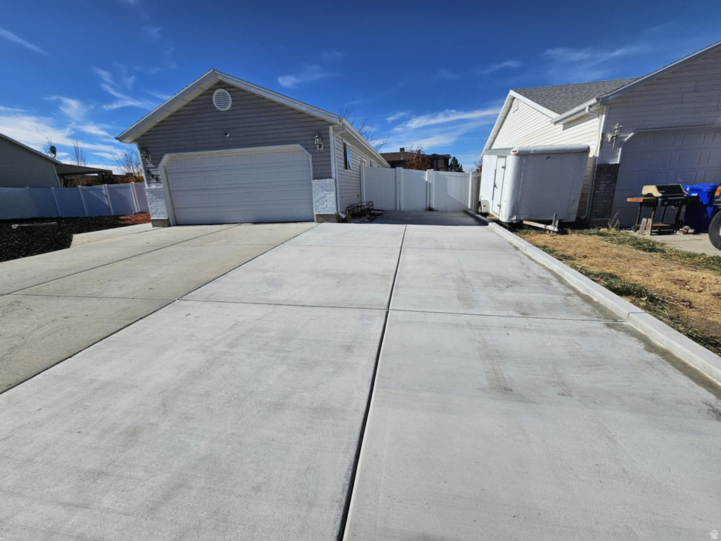 844 S NEWMARK DR Tooele, UT 84074