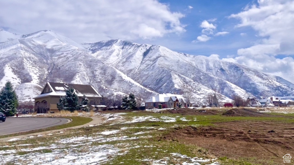 683 W OVERLOOK CIR Mapleton, UT 84664