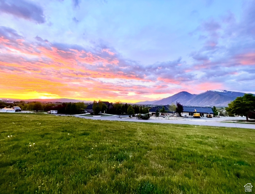 683 W OVERLOOK CIR Mapleton, UT 84664