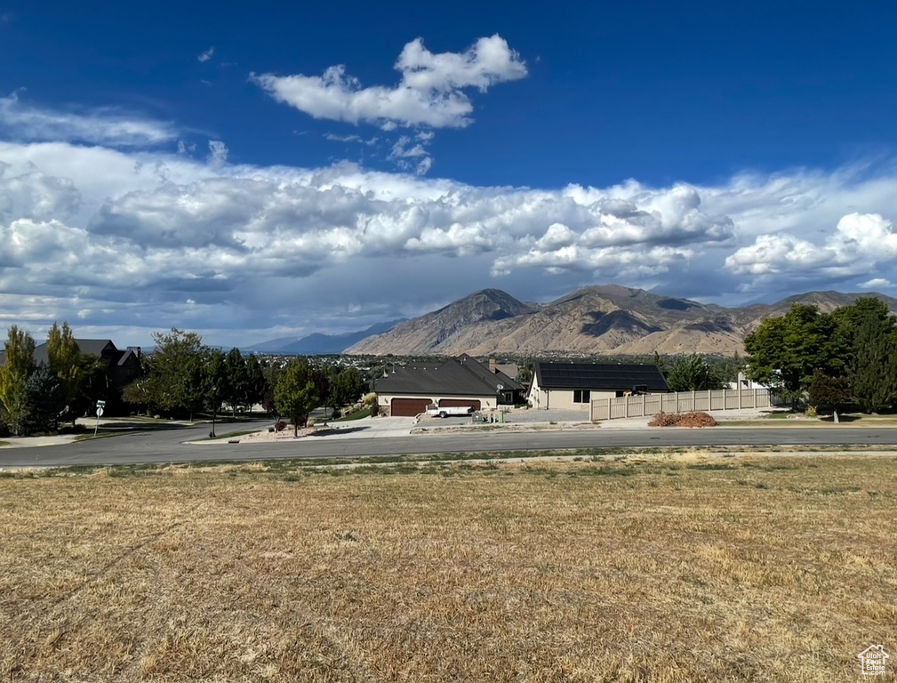 683 W OVERLOOK CIR Mapleton, UT 84664