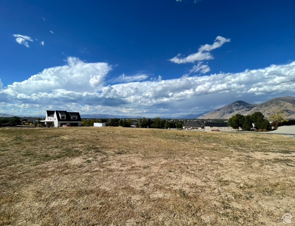 683 W OVERLOOK CIR Mapleton, UT 84664