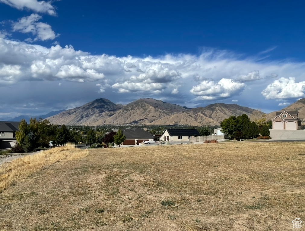 683 W OVERLOOK CIR Mapleton, UT 84664
