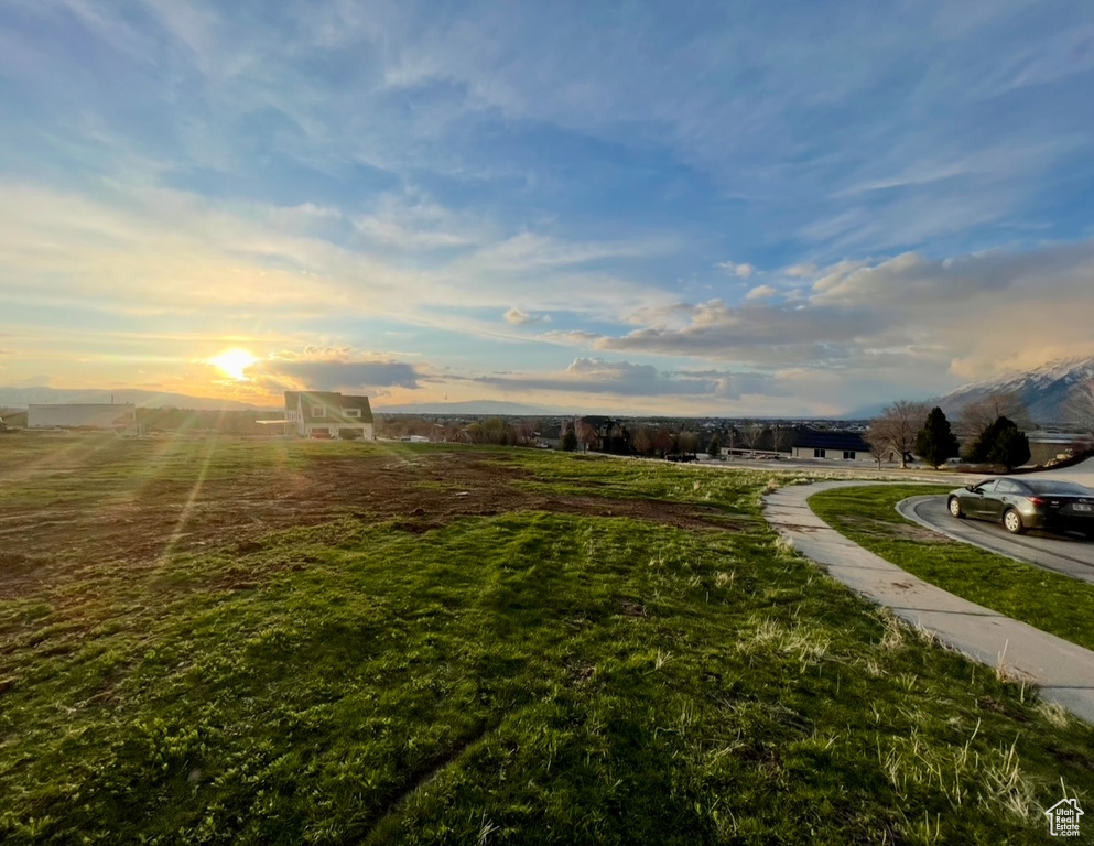 683 W OVERLOOK CIR Mapleton, UT 84664