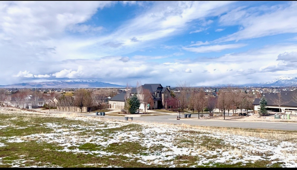 683 W OVERLOOK CIR Mapleton, UT 84664