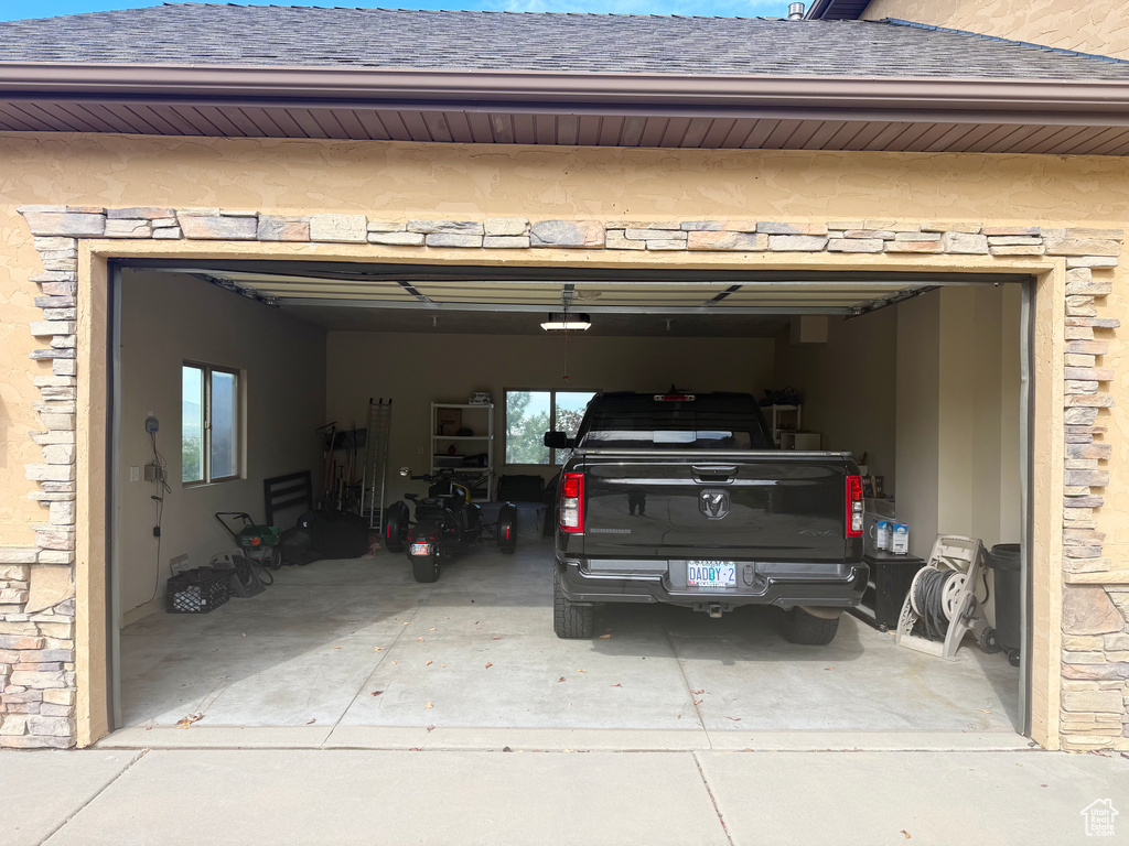 Photo 36 for MLS #2119029 at 1807 Standing Oak Dr