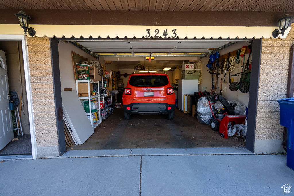 3243 S BROADWAY ST Magna, UT 84044