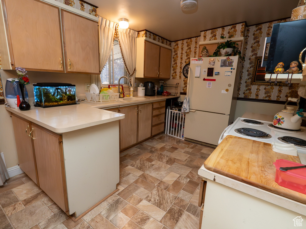 3243 S BROADWAY ST Magna, UT 84044