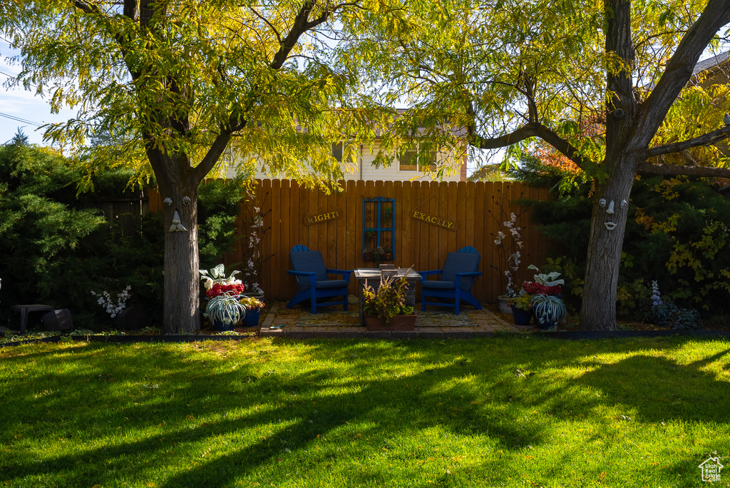 3243 S BROADWAY ST Magna, UT 84044