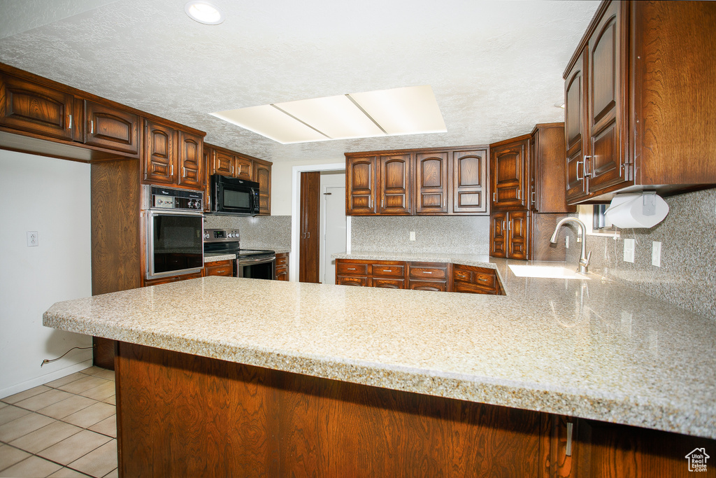 403 E QUAIL RUN RD Farmington, UT 84025