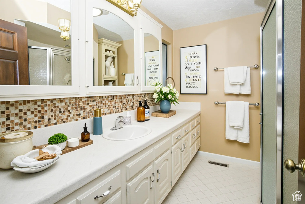 403 E QUAIL RUN RD Farmington, UT 84025