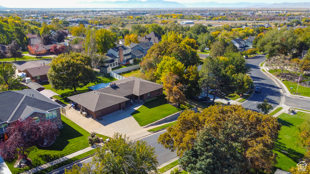 403 E QUAIL RUN RD Farmington, UT 84025