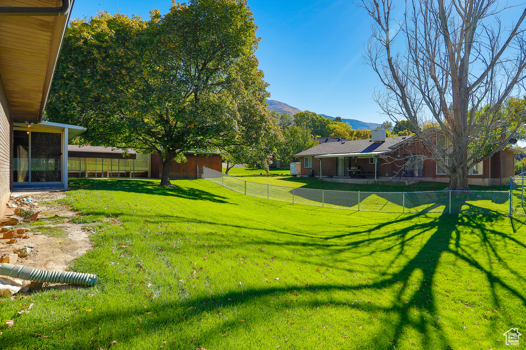 403 E QUAIL RUN RD Farmington, UT 84025