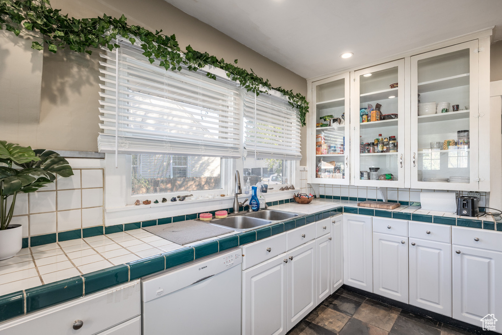 567 E RAMONA AVE Salt Lake City, UT 84105