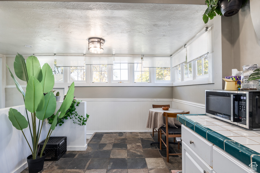 567 E RAMONA AVE Salt Lake City, UT 84105