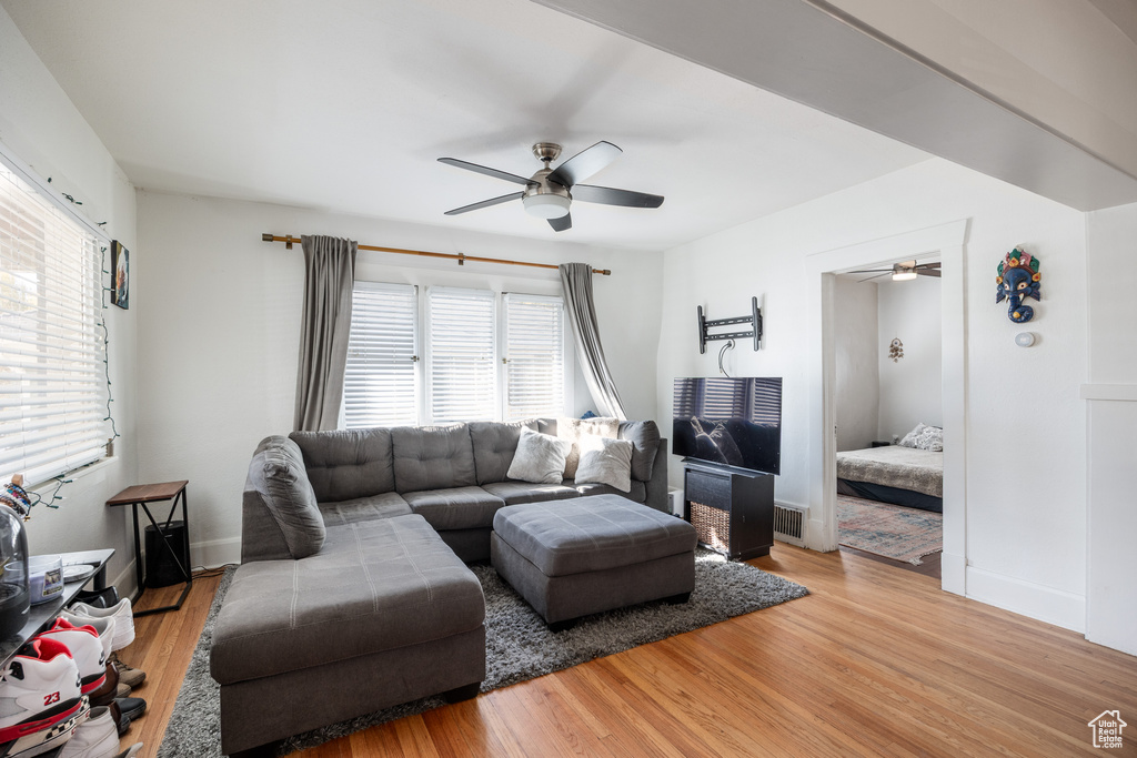 567 E RAMONA AVE Salt Lake City, UT 84105