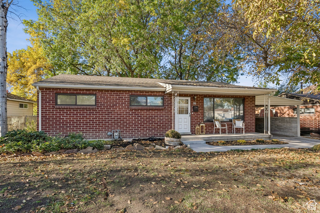 Photo 2 for MLS #2119050 at 143 W Washington Ave