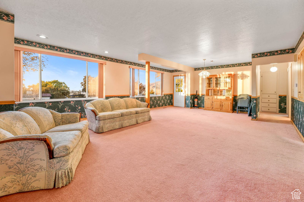 Photo 5 for MLS #2119055 at 1087 Arlington Way