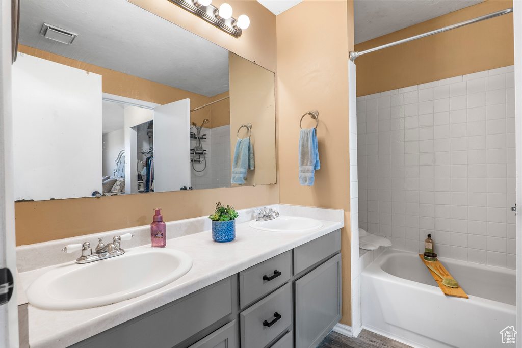 Photo 17 for MLS #2119058 at 3112 W Green Acre Dr