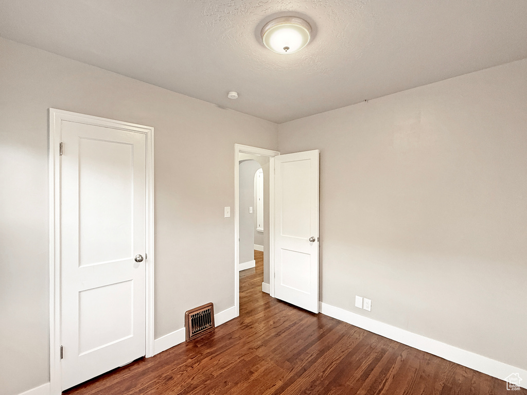 Photo 15 for MLS #2119069 at 1433 23rd St
