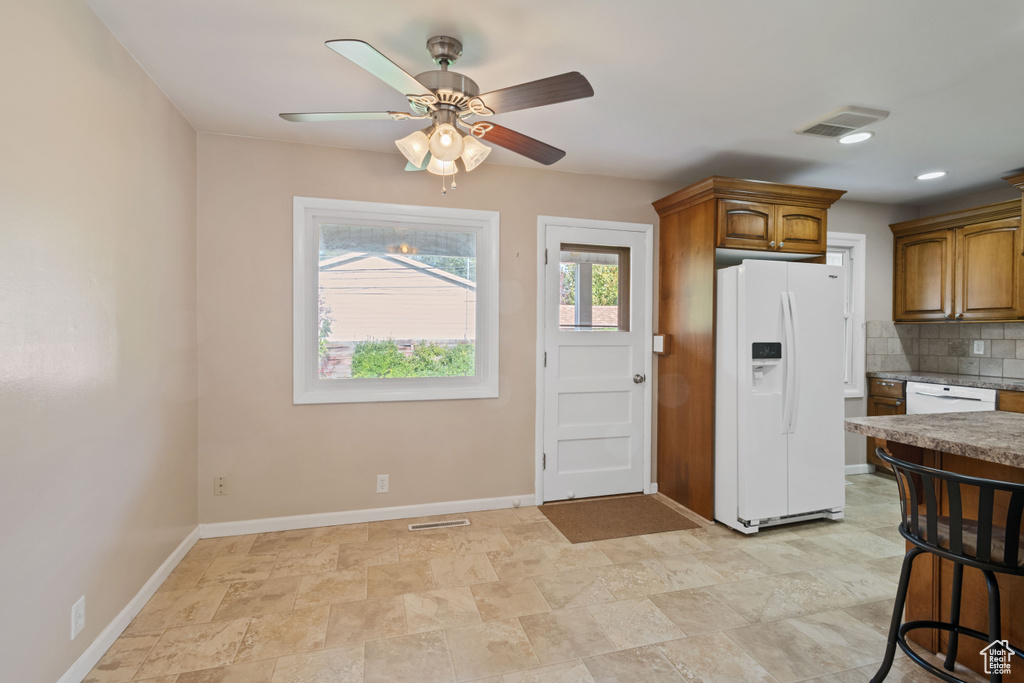 Photo 3 for MLS #2119074 at 1395 E Greenfield Ave