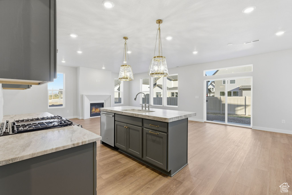 Photo 9 for MLS #2119075 at 1069 W Linden Ln #31