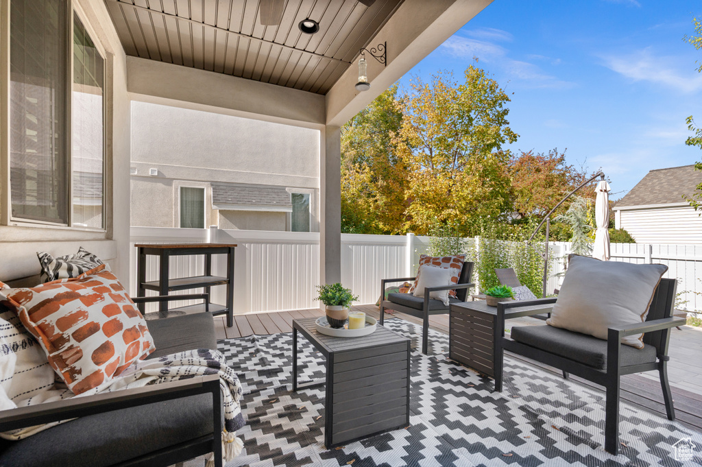 Photo 18 for MLS #2119076 at 1331 E Foxmont Ln