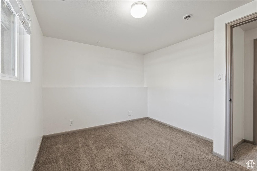 Photo 16 for MLS #2119077 at 819 W 2300 North
