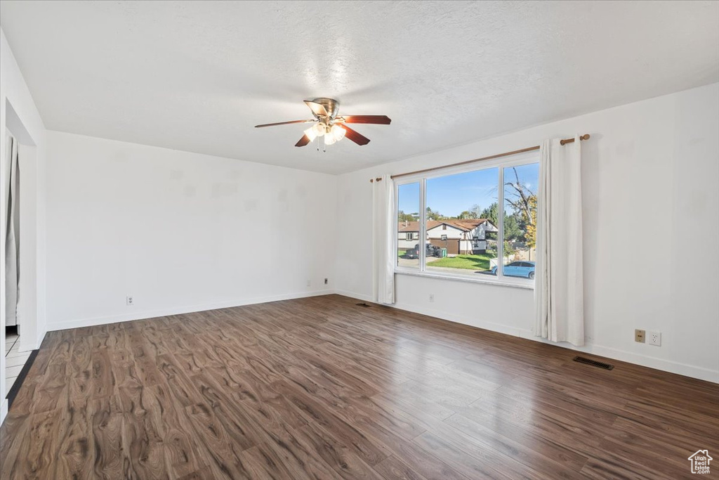 Photo 12 for MLS #2119077 at 819 W 2300 North