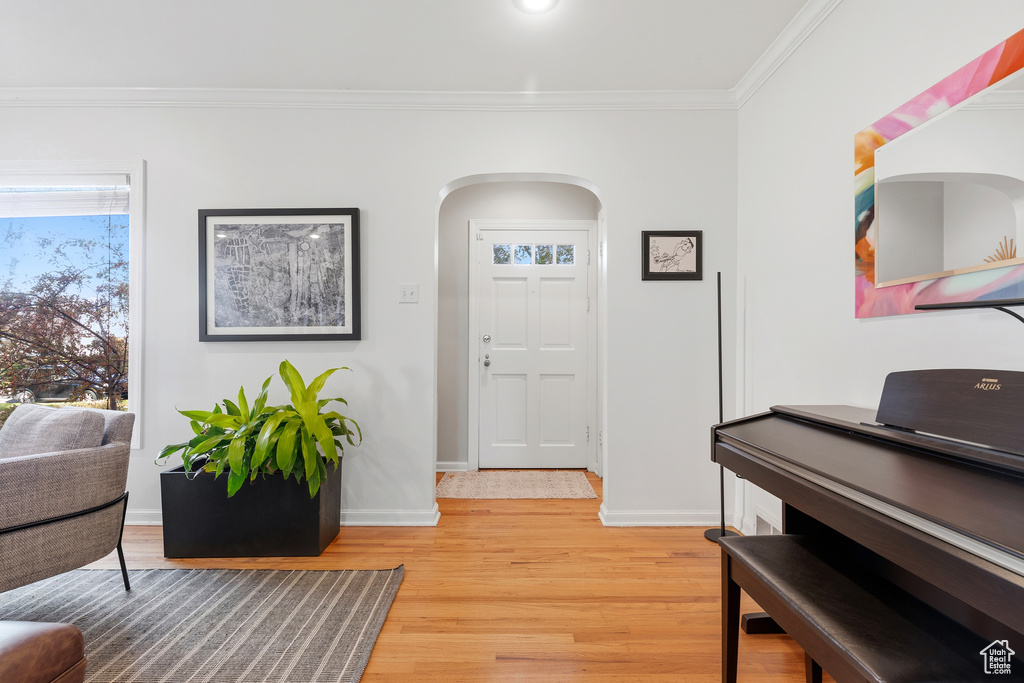 Photo 10 for MLS #2119100 at 2034 E Hubbard Ave