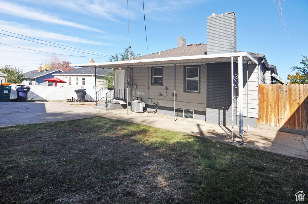 230 S LAKEVIEW DR Clearfield, UT 84015