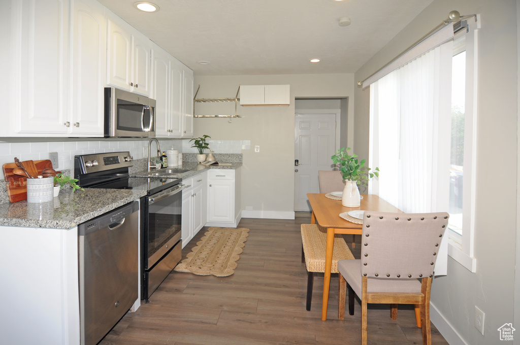 230 S LAKEVIEW DR Clearfield, UT 84015