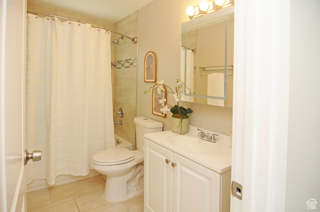 230 S LAKEVIEW DR Clearfield, UT 84015