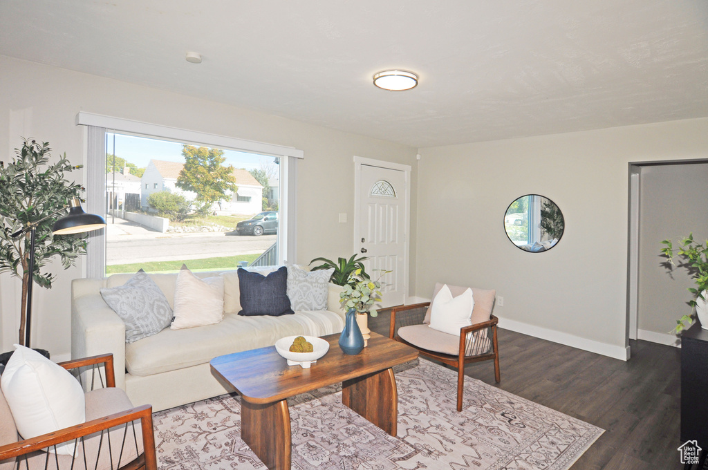 230 S LAKEVIEW DR Clearfield, UT 84015