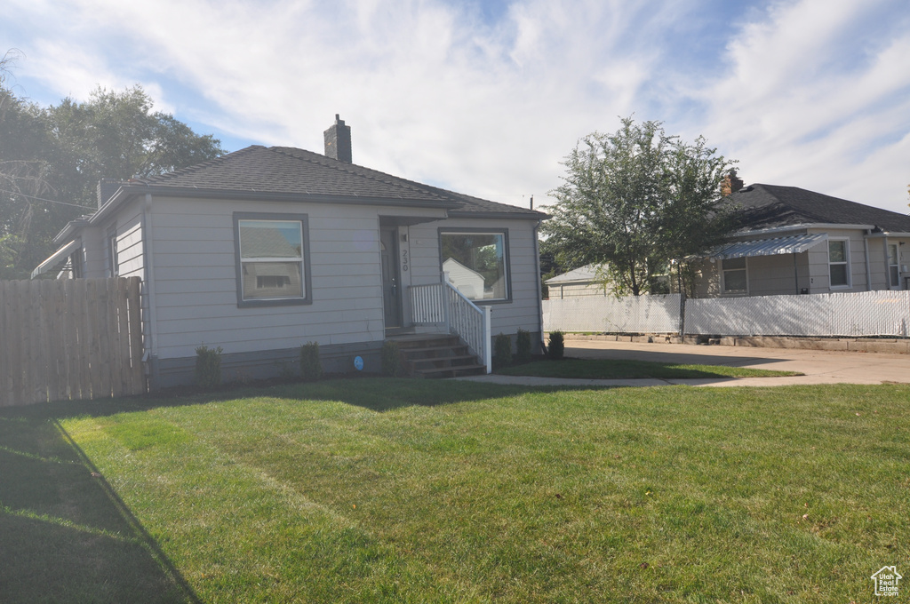 230 S LAKEVIEW DR Clearfield, UT 84015