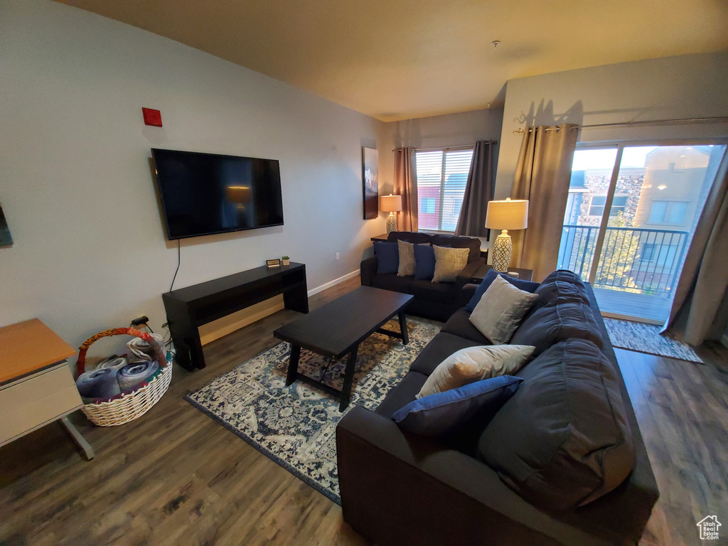 Photo 2 for MLS #2119114 at 165 W Albion Village Way #201