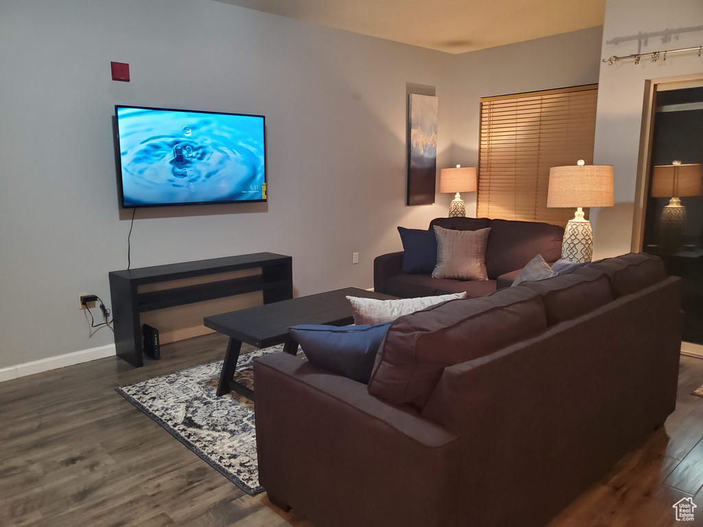 Photo 5 for MLS #2119114 at 165 W Albion Village Way #201