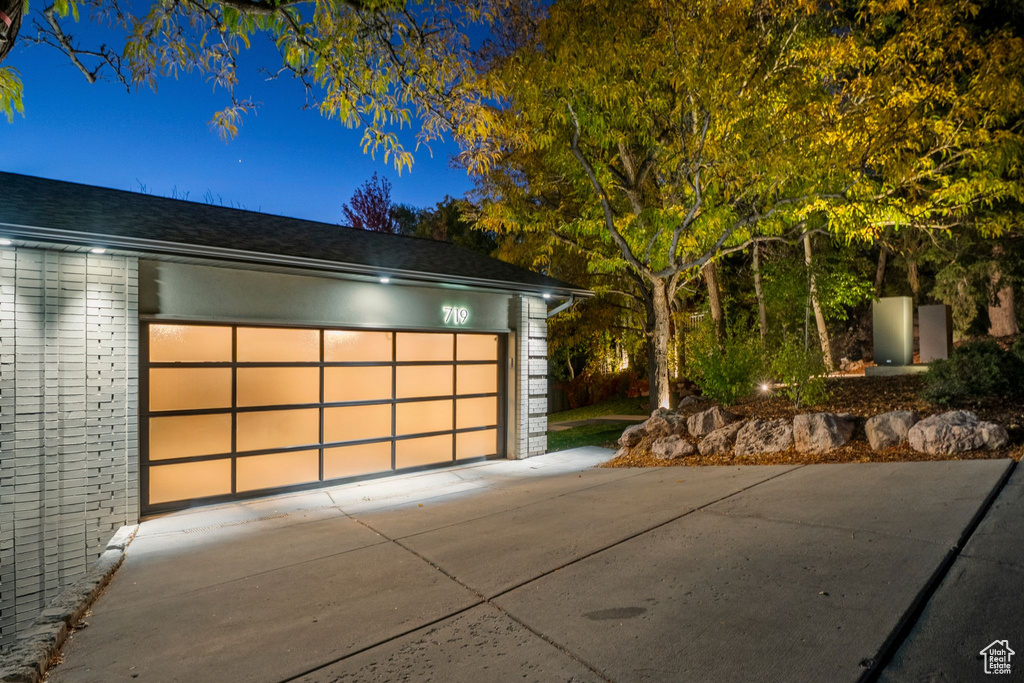 Photo 4 for MLS #2119128 at 719 N Eastcapitol Blvd