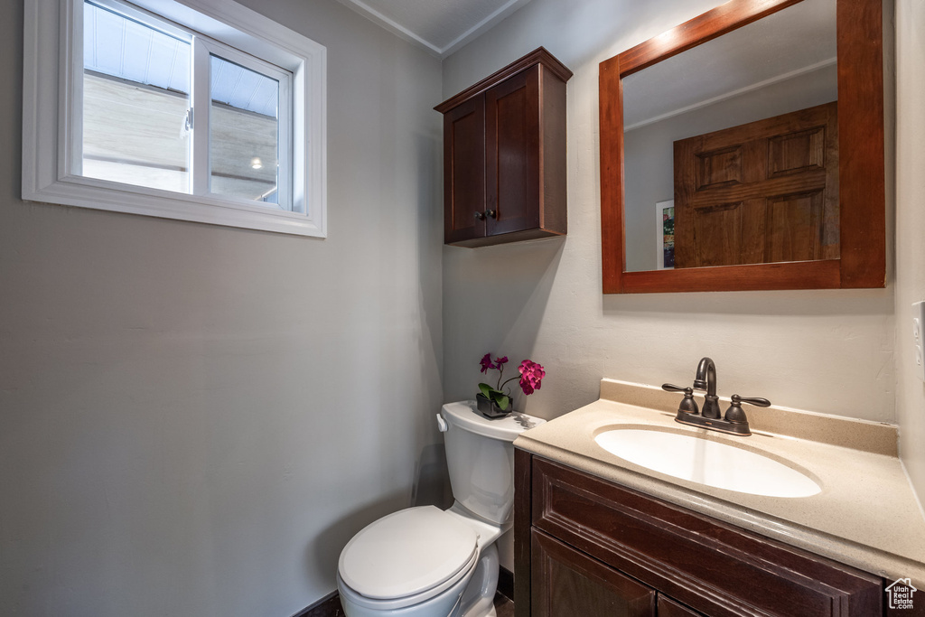 Photo 20 for MLS #2119133 at 385 N Hawthorne Dr