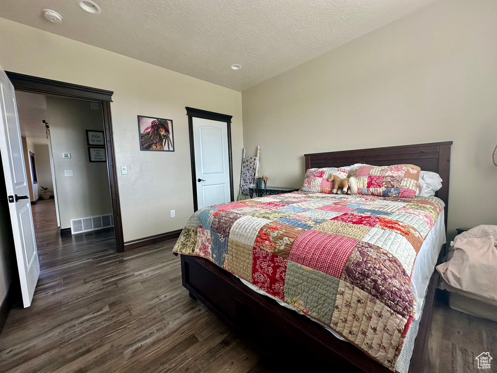 Photo 25 for MLS #2119157 at 2101 E Goose Ranch Rd