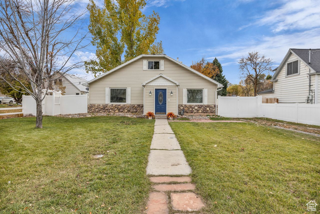 Photo 2 for MLS #2119163 at 178 E 100 South