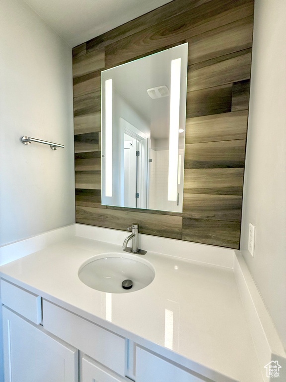 Photo 38 for MLS #2119165 at 1022 W Painted Horse Ln
