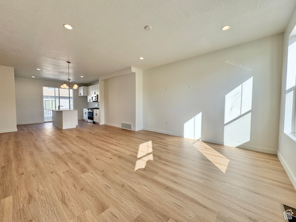 Photo 11 for MLS #2119167 at 1664 N 1600 West