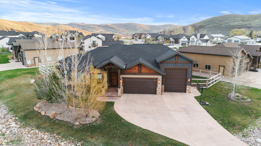 823 W SUMMIT HAVEN CIR Francis, UT 84036